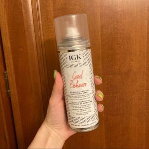 IGK Good Behavior Spirulina Smoothing Spray